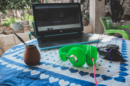 How to Transcribe a YouTube Video with SubEasy 