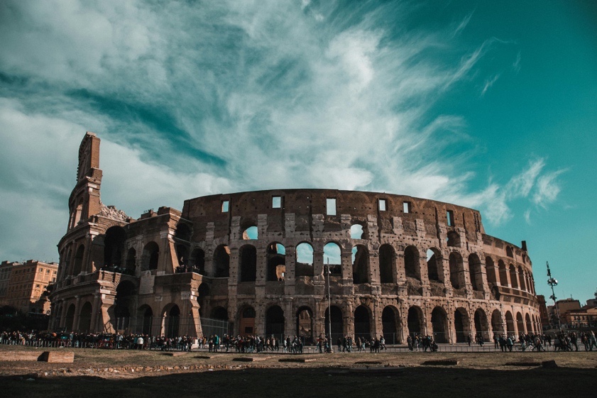 SubEasy - Challenges in Italian to English Translation